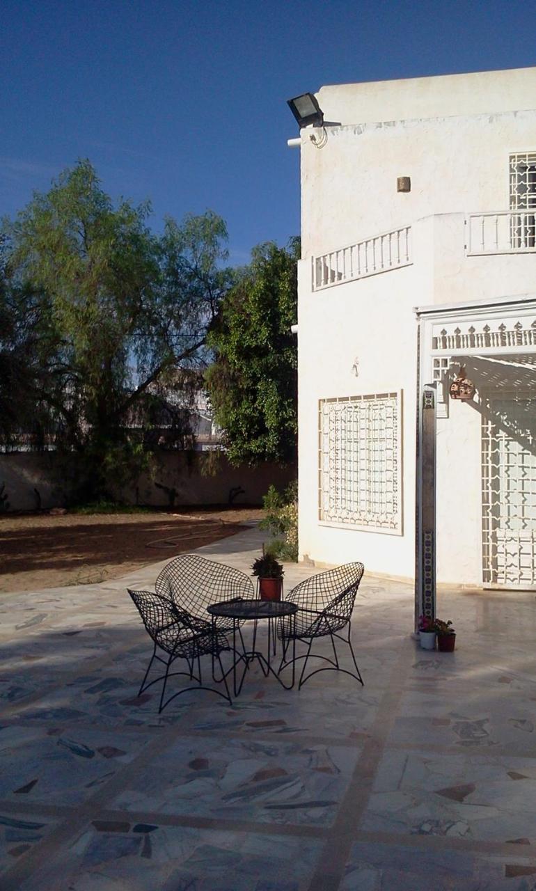 Maison D'Hotes Dar Salma Sfax Bagian luar foto