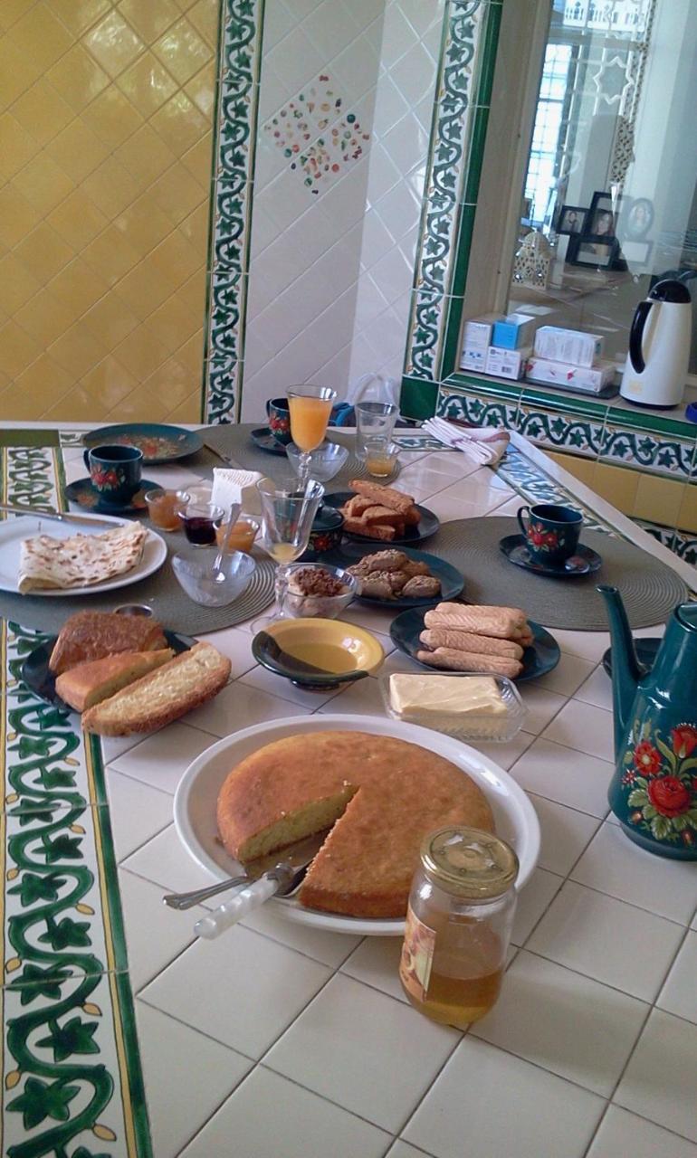 Maison D'Hotes Dar Salma Sfax Bagian luar foto